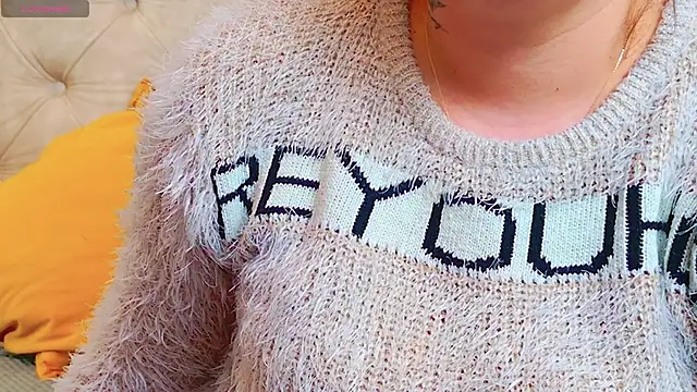 KarinaNoir online show from January 2026 05:01:01 AM