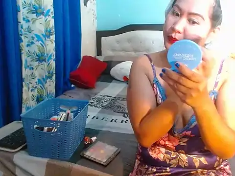 PearlOfAsia21 online show from December 2025 02:08:02 AM