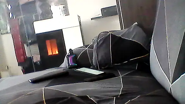 mickzizi online show from March 2026 10:10:01 AM