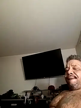 yellowwetfox online show from January 2025 02:30:01 PM