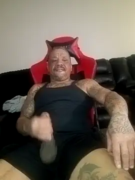 yellowwetfox online show from February 2026 02:33:01 PM