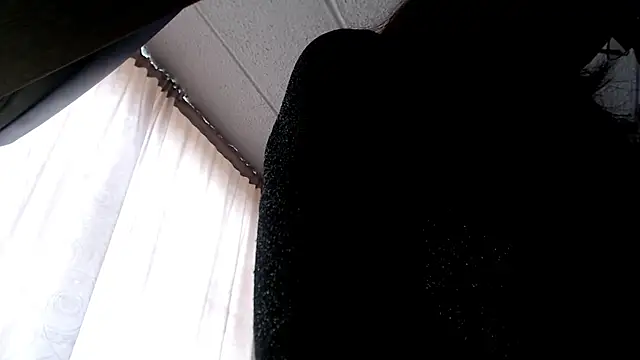 Juls winter  online show from October 2025 06:08:02 PM