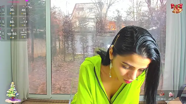 Sarabecker online show from December 2024 10:06:02 AM