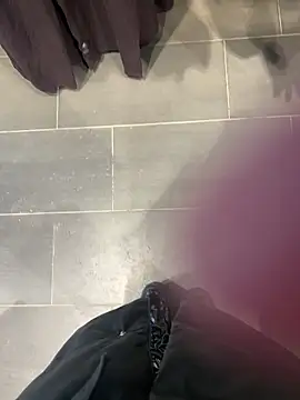 CrazzyChicks online show from March 2026 05:13:01 AM