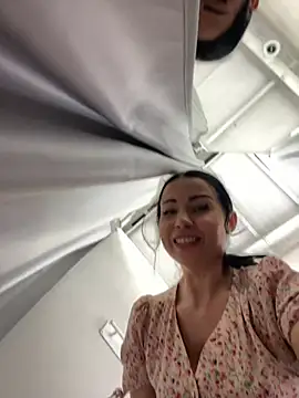 CrazzyChicks online show from July 2026 06:07:01 AM