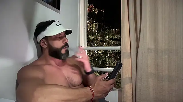 romeolovedark online show from January 2026 05:00:02 AM