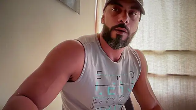 romeolovedark online show from March 2026 05:19:01 PM