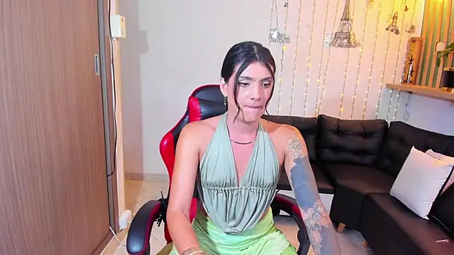 Snapshot of ximena22love chatting on June 2026 09:15:01 PM ximena22love online show from June 2026 09:15:01 PM