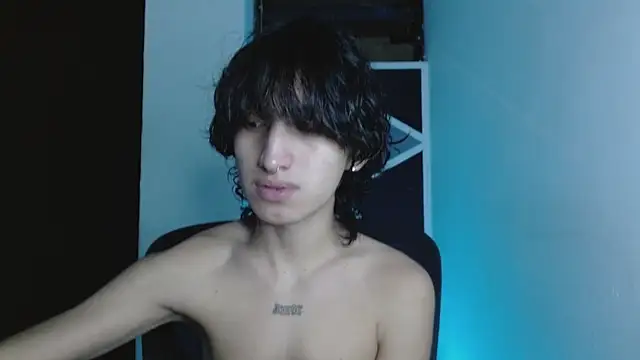 Snapshot of littlextreme chatting on June 2026 03:29:02 AM littlextreme online show from June 2026 03:29:02 AM