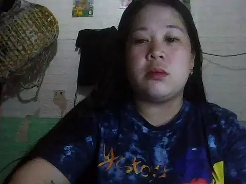 Snapshot of hotsexylyn chatting on November 2025 06:56:02 AM hotsexylyn online show from November 2025 06:56:02 AM