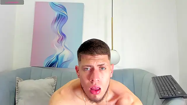 SebastianMaximoff online show from October 2025 07:30:02 PM