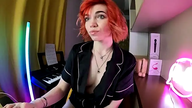 Snapshot of olivka-flower chatting on April 2026 08:39:02 PM olivka-flower online show from April 2026 08:39:02 PM