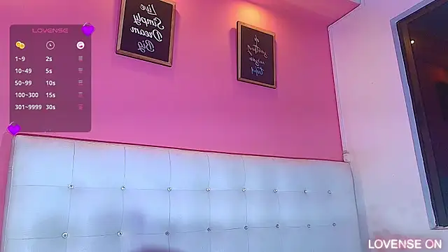 hornyhousekeeper  online show from March 2025 01:01:01 PM