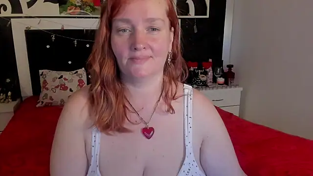 Snapshot of SinFulTitsDD chatting on January 2025 08:41:01 PM SinFulTitsDD online show from January 2025 08:41:01 PM