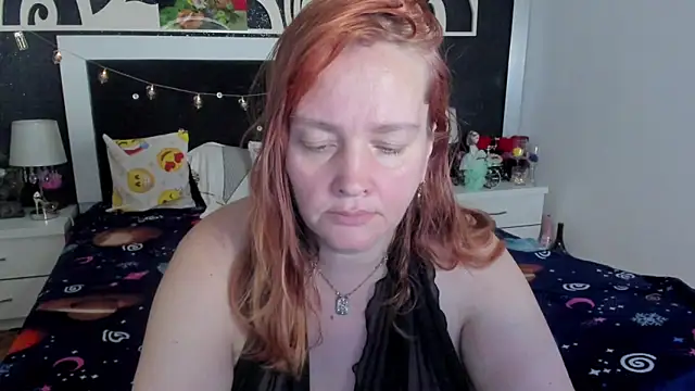 Snapshot of SinFulTitsDD chatting on February 2025 09:58:02 PM SinFulTitsDD online show from February 2025 09:58:02 PM