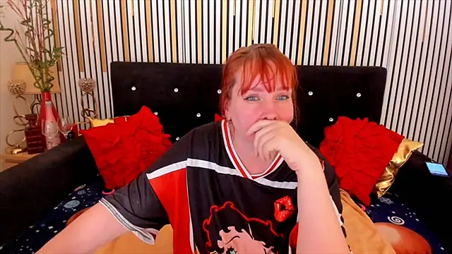 SinFulTitsDD online show from February 2026 01:18:01 PM