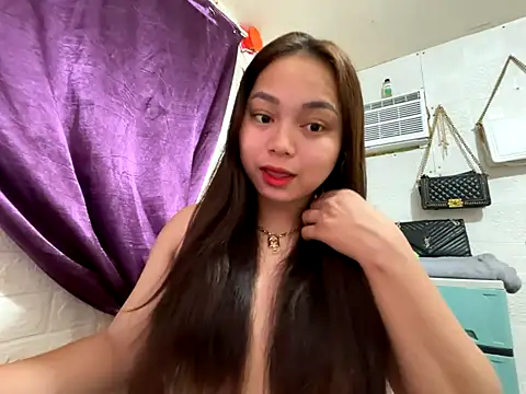 Snapshot of SweetieAngelx chatting on September 2025 11:20:02 PM SweetieAngelx online show from September 2025 11:20:02 PM