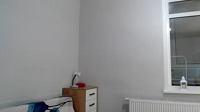 Snapshot of increible_della chatting on December 2024 06:28:02 PM increible della online show from December 2024 06:28:02 PM