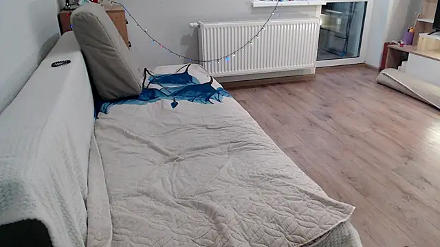 Snapshot of increible_della chatting on January 2025 10:49:02 AM increible della online show from January 2025 10:49:02 AM