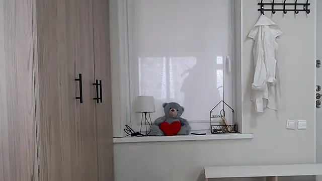 Snapshot of increible_della chatting on October 2025 08:26:01 AM increible della online show from October 2025 08:26:01 AM