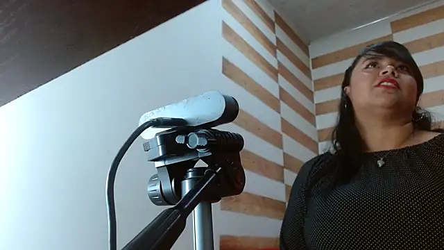 Candy browm1 online show from February 2025 12:36:01 PM