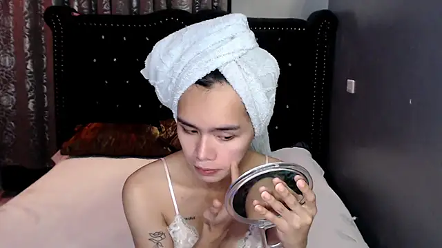 shecutie69 online show from September 2025 04:40:02 PM