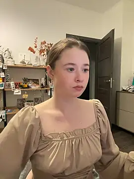 Snapshot of sweetest_pie chatting on February 2025 09:23:02 PM sweetest pie online show from February 2025 09:23:02 PM