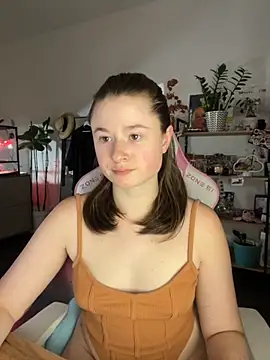 Snapshot of sweetest_pie chatting on October 2025 04:49:01 PM sweetest pie online show from October 2025 04:49:01 PM