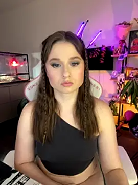 sweetest pie online show from December 2025 07:53:02 PM