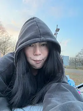 clairewntr online show from February 2026 04:11:02 PM