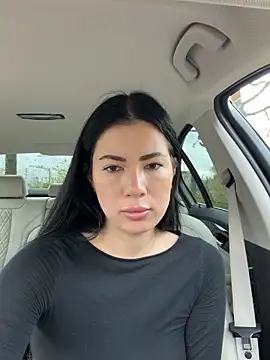 clairewntr online show from April 2026 11:29:01 AM