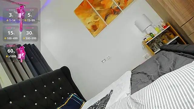 Divine   Eloeura online show from March 2025 06:08:02 PM