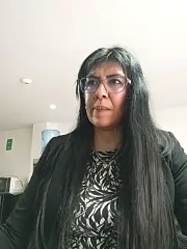 Snapshot of aisha_latina chatting on October 2025 03:47:02 PM aisha latina online show from October 2025 03:47:02 PM