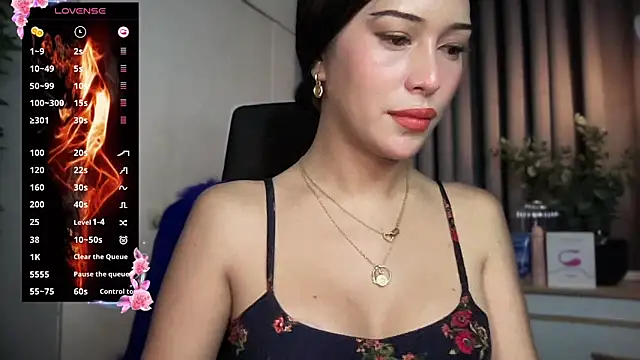 Snapshot of Jasmine_Elcock chatting on July 2026 05:56:02 PM Jasmine Elcock online show from July 2026 05:56:02 PM