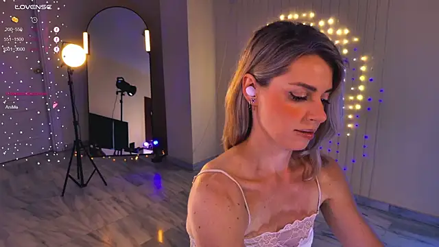 Arielle  03 online show from June 2026 01:19:01 AM