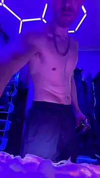 Cloudd Kingg Iceyyy online show from March 2026 12:46:01 PM