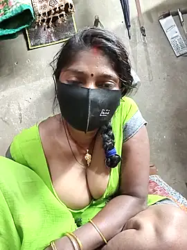 Arti032 online show from February 2026 05:19:02 PM