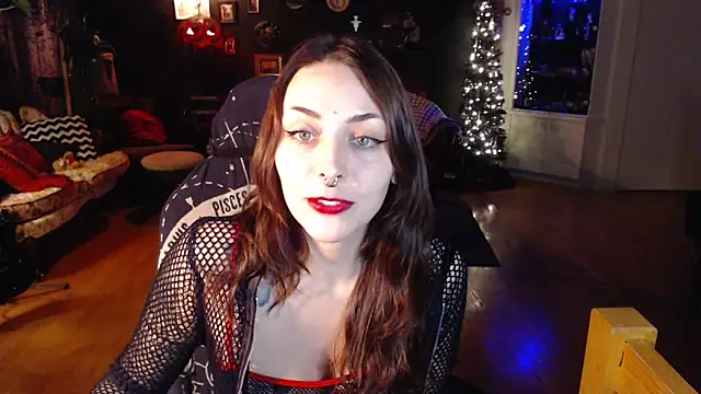 Snapshot of gothstripper chatting on January 2025 11:50:02 PM gothstripper online show from January 2025 11:50:02 PM