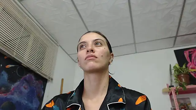mariecam420 online show from June 2026 03:27:02 PM