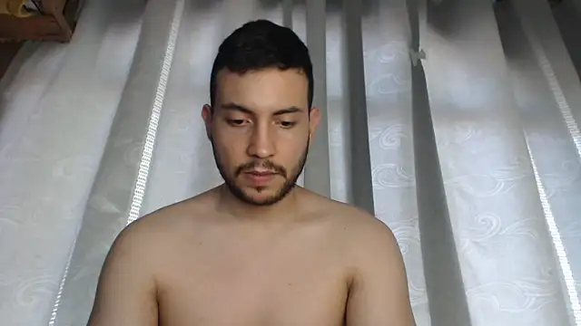 Snapshot of Armando_2002 chatting on February 2025 04:59:01 PM Armando 2002 online show from February 2025 04:59:01 PM