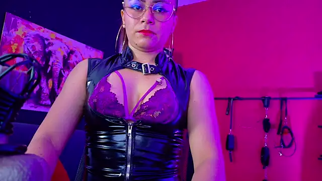 Snapshot of MistressSlut1 chatting on September 2025 11:26:02 AM MistressSlut1 online show from September 2025 11:26:02 AM