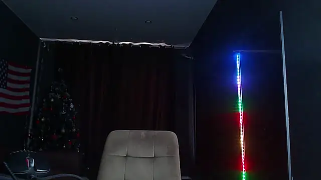 Snapshot of muscularjohnforuX chatting on January 2025 12:06:01 PM muscularjohnforuX online show from January 2025 12:06:01 PM