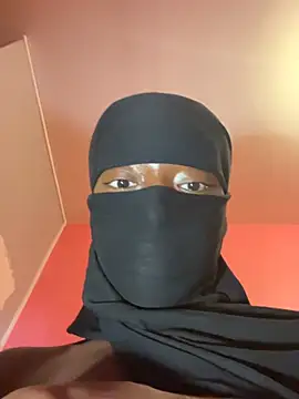Snapshot of Bella_Binta chatting on July 2026 08:40:02 PM Bella Binta online show from July 2026 08:40:02 PM