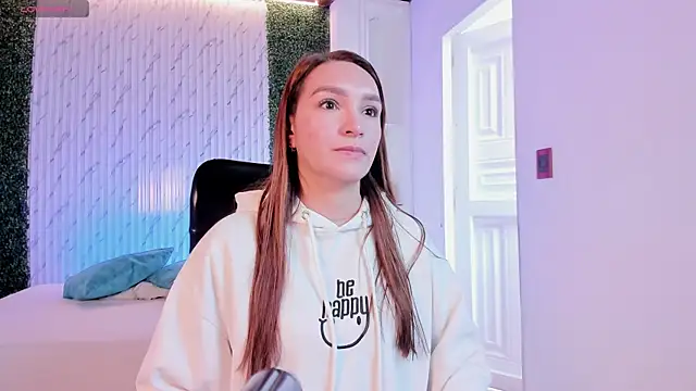 miataylorr1 online show from April 2026 01:33:02 PM