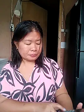 Snapshot of lickmepussy21 chatting on February 2026 11:17:01 PM lickmepussy21 online show from February 2026 11:17:01 PM