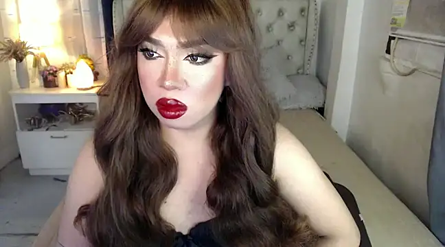 RebecaNextToYou online show from December 2024 05:00:01 PM