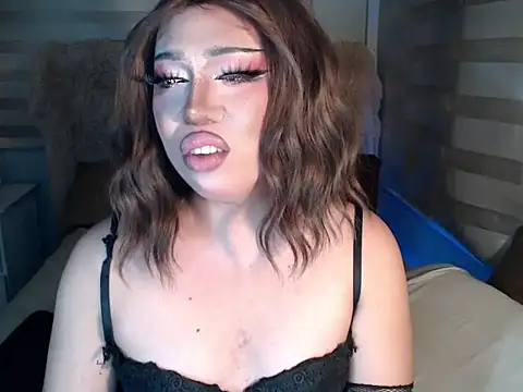 RebecaNextToYou online show from November 2025 05:24:01 PM