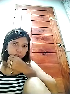 MS Isabella Snow92 online show from November 2025 09:46:02 PM