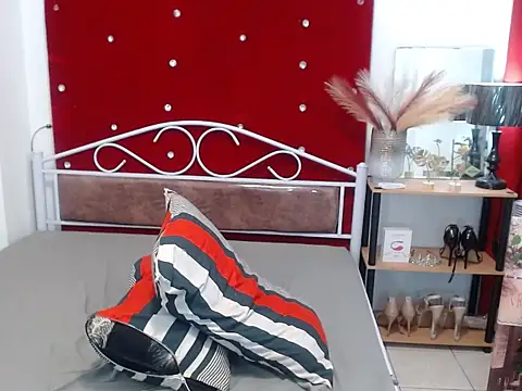 urcumgirl kendall online show from February 2025 03:53:02 PM