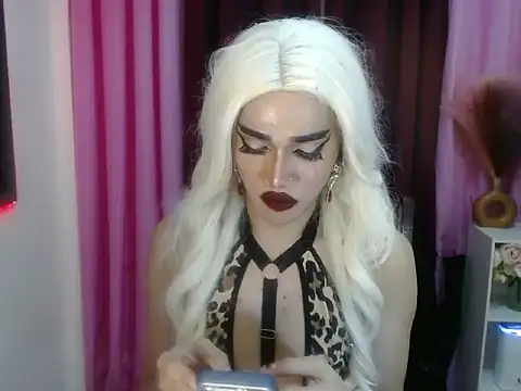 urcumgirl kendall online show from September 2025 04:45:01 PM